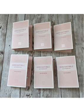 Women's Givenchy Irresistible Sample Set